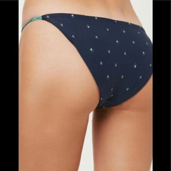 O’Neill reversible tropical bikini bottoms. NWT - Picture 9 of 15